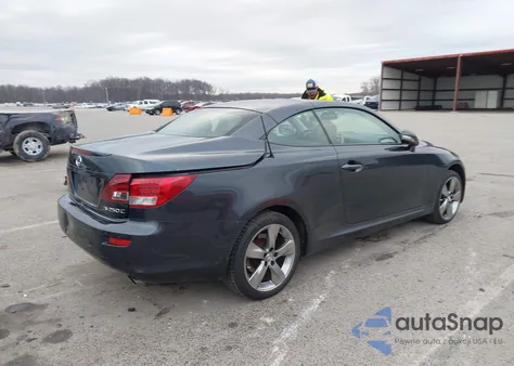 2011 Lexus Is 250C z USA, uszkodzony, nr VIN JTHFF2C22B2519378